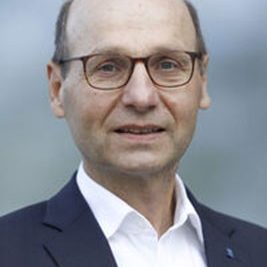 Professor of Marketing Bernd Skiera