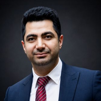 Saeid Iranmanesh headshot