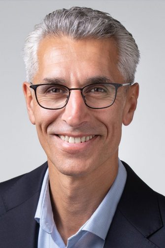 Headshot of Hugh de Kretser
