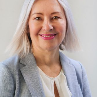 Julie Dixon