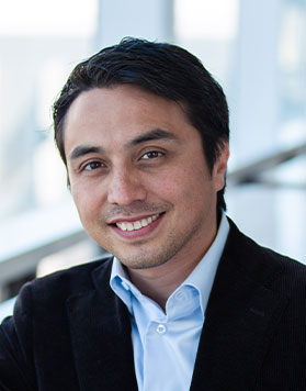 Headshot of Nicolas Chu